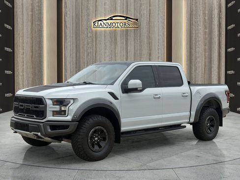 Used 2017 Ford F150 Raptor w/ Equipment Group 802A Luxury AWD/4WD image 5