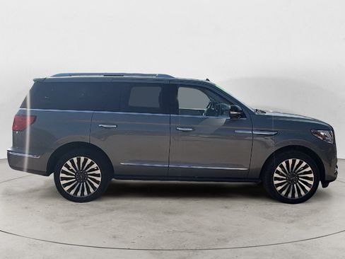 Used 2019 Lincoln Navigator Reserve AWD/4WD image 7