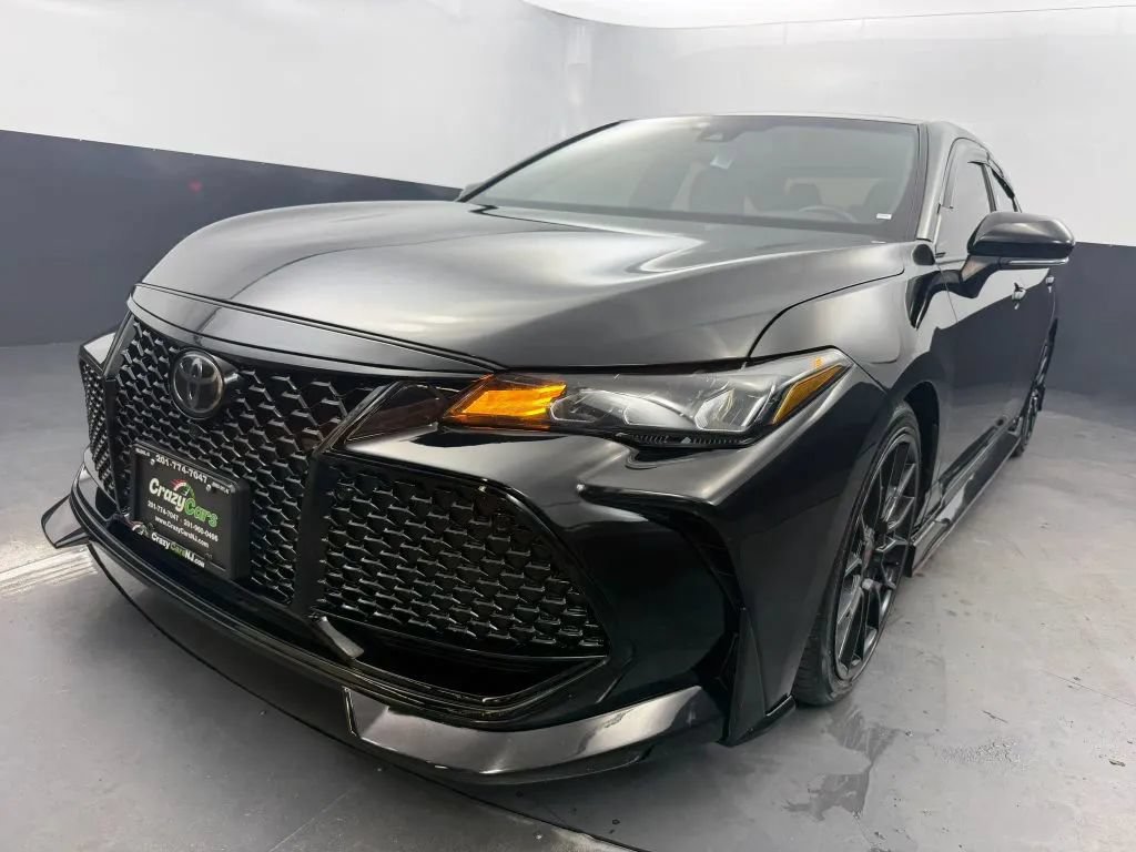Used 2020 Toyota Avalon TRD FWD image 13