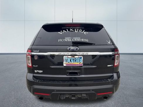 Used 2014 Ford Explorer XLT w/ Equipment Group 202A AWD/4WD image 7