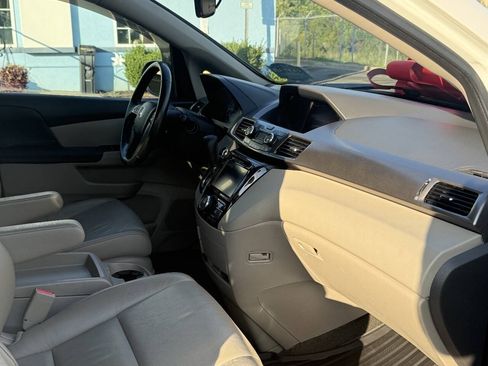 Used 2016 Honda Odyssey EX-L image 30