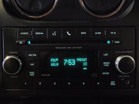 Used 2016 Jeep Patriot Sport w/ Power Value Group FWD image 25