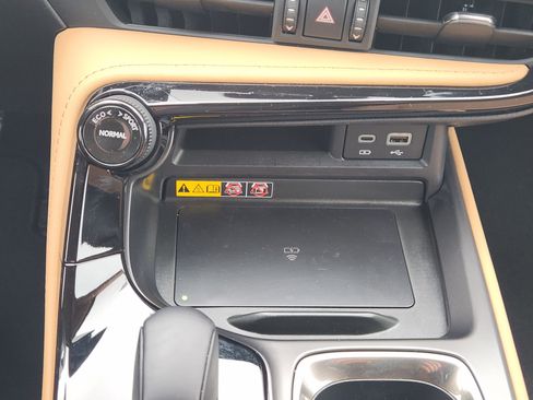 Certified 2025 Lexus NX 250 FWD w/ Premium Package image 23