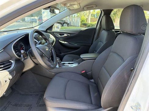 Used 2024 Chevrolet Malibu LT image 26