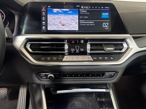 Used 2022 BMW 330i xDrive Sedan w/ Driving Assistance Package image 13