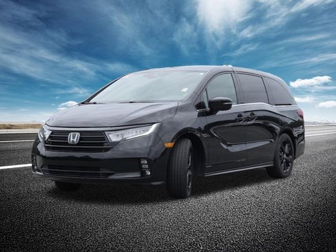 Used 2024 Honda Odyssey Sport image 15
