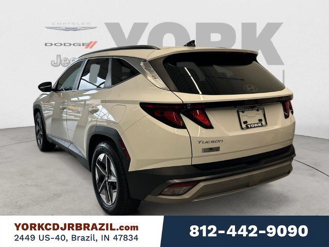 Used 2025 Hyundai Tucson SEL FWD image 3