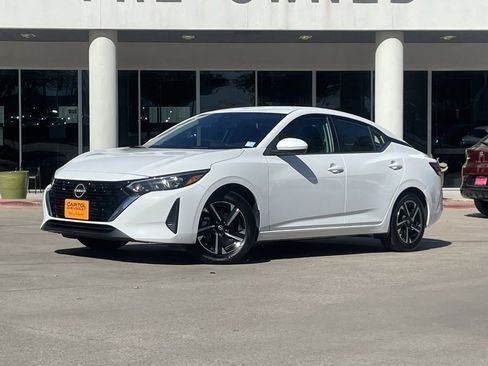 Used 2024 Nissan Sentra SV w/ All-Weather Package image 2
