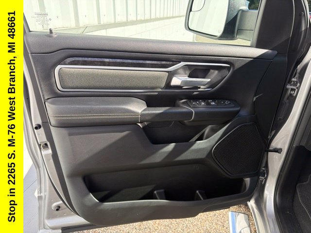 Used 2023 RAM 1500 Big Horn AWD/4WD image 17
