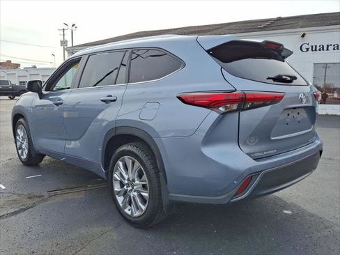 Used 2021 Toyota Highlander Limited image 22
