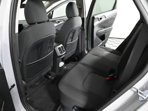 New 2026 Kia Sportage S image 12