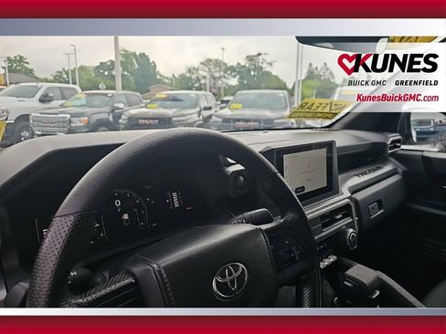 Used 2024 Toyota Tacoma SR5 AWD/4WD image 13