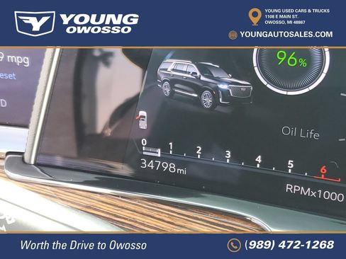 Certified 2024 Cadillac Escalade ESV Premium Luxury w/ LPO, Floor Liner Package AWD/4WD image 14