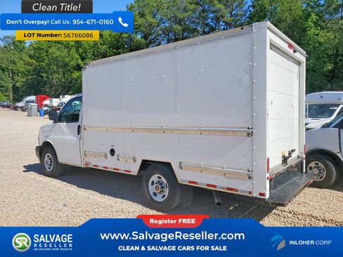 Used 2020 GMC Savana 3500 w/ Driver Convenience Package RWD image 3