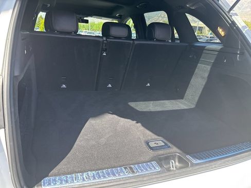 Used 2020 Mercedes-Benz GLC 300 4MATIC image 18