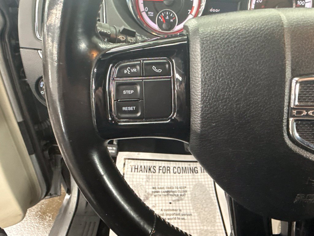 Used 2019 Dodge Grand Caravan SXT FWD image 24