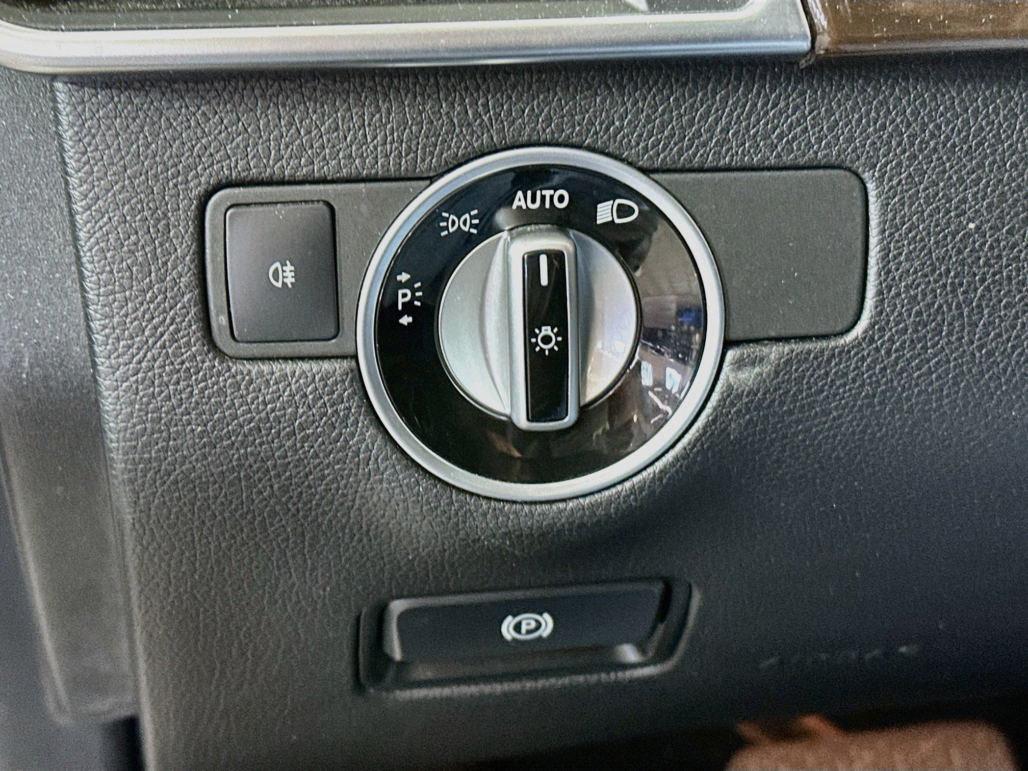 Used 2015 Mercedes-Benz ML 350 4MATIC image 17