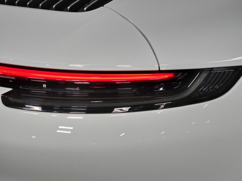 Certified 2020 Porsche 911 Carrera 4S AWD/4WD image 30
