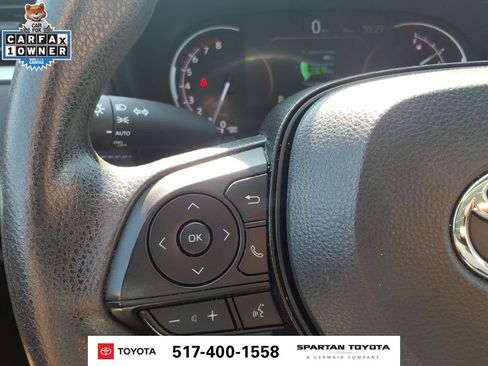 Used 2024 Toyota RAV4 XLE AWD/4WD image 17
