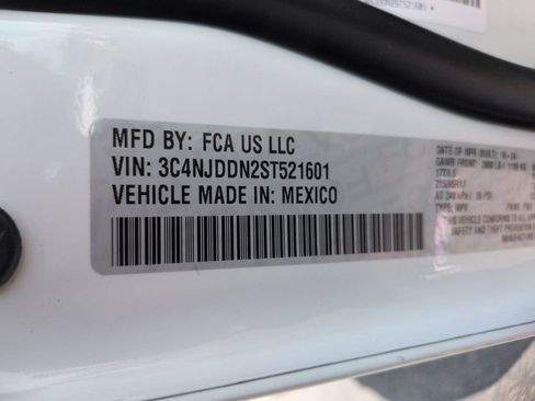 Used 2025 Jeep Compass Trailhawk w/ Trailer Tow Group AWD/4WD image 39