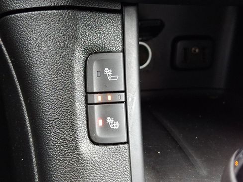 Used 2019 GMC Acadia SLT image 27