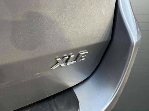 Used 2018 Toyota Sienna image 27