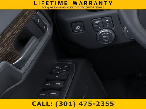 New 2026 GMC Sierra 1500 SLE AWD/4WD image 22