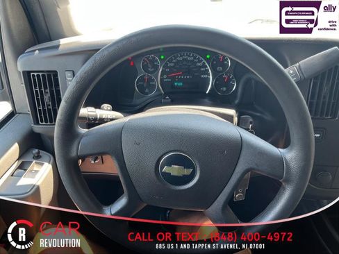 Used 2020 Chevrolet Express 2500 image 19