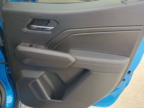 Used 2023 Chevrolet Colorado LT w/ LT Convenience Package image 18