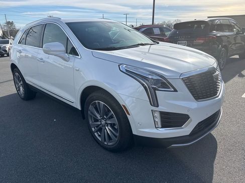 Used 2021 Cadillac XT5 Premium Luxury image 5