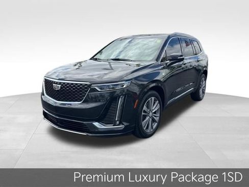 Used 2020 Cadillac XT6 Premium Luxury w/ Platinum Package AWD/4WD image 3