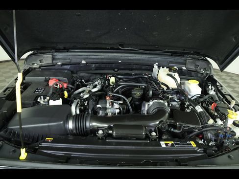 Used 2022 Jeep Wrangler Unlimited Sport AWD/4WD image 5