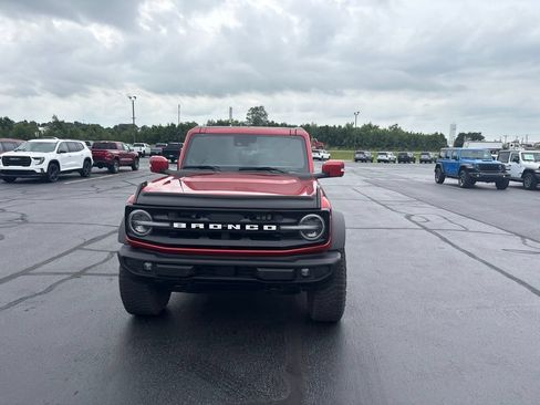 Used 2023 Ford Bronco Outer Banks w/ Sasquatch Package AWD/4WD image 6
