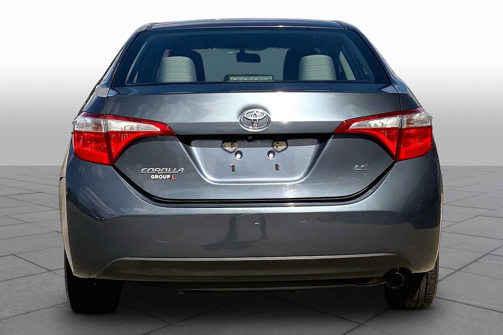 Used 2016 Toyota Corolla LE FWD image 3