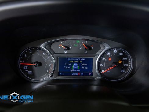Used 2021 GMC Acadia SLE w/ Driver Convenience Package AWD/4WD image 16