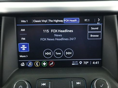 Used 2023 GMC Acadia SLE AWD/4WD image 16
