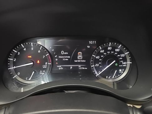 Used 2021 Toyota Highlander Platinum image 22