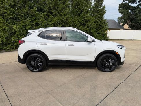 Used 2024 Buick Encore GX Sport Touring w/ Comfort Package FWD image 31