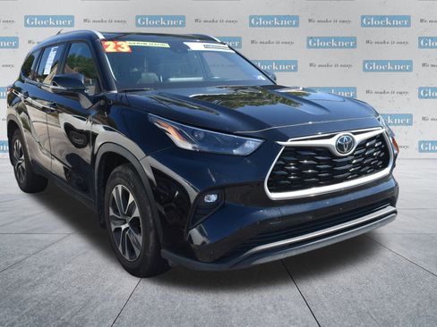Used 2023 Toyota Highlander XLE image 3