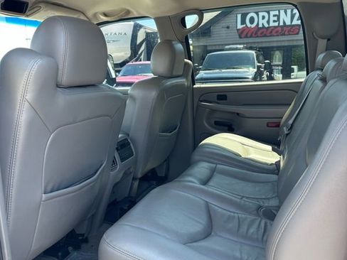 Used 2004 Chevrolet Silverado 2500 LT AWD/4WD image 10