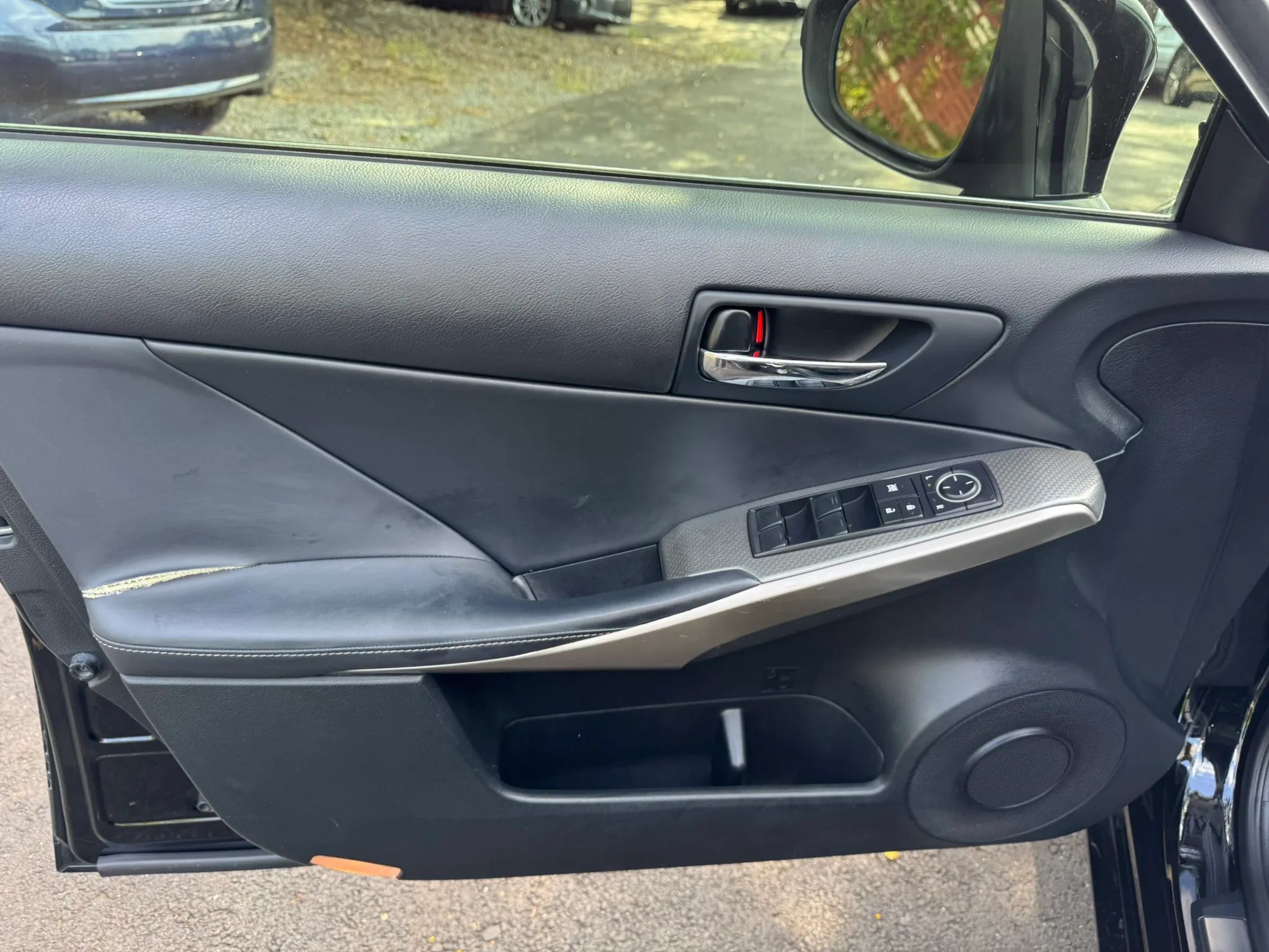 Used 2015 Lexus IS 350 w/ F-Sport Package RWD image 27
