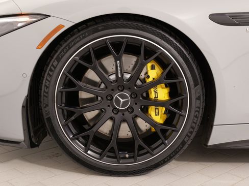 Used 2022 Mercedes-Benz SL 63 AMG 4MATIC image 59