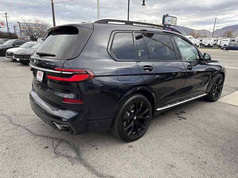 Used 2023 BMW X7 xDrive40i w/ Executive Package image 5