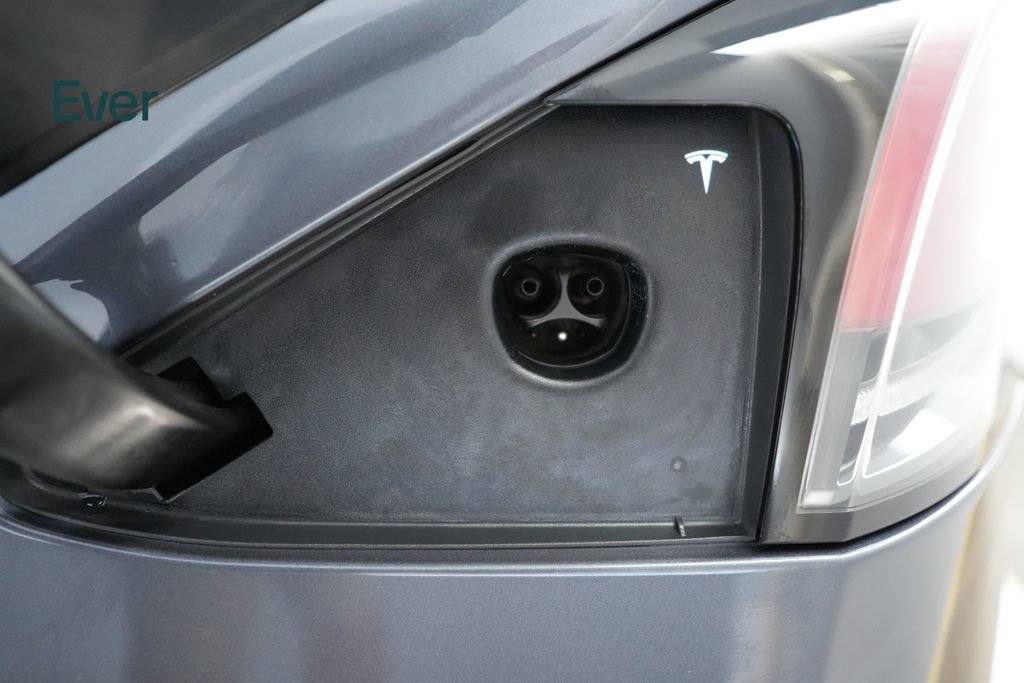 Used 2022 Tesla Model X AWD/4WD image 10