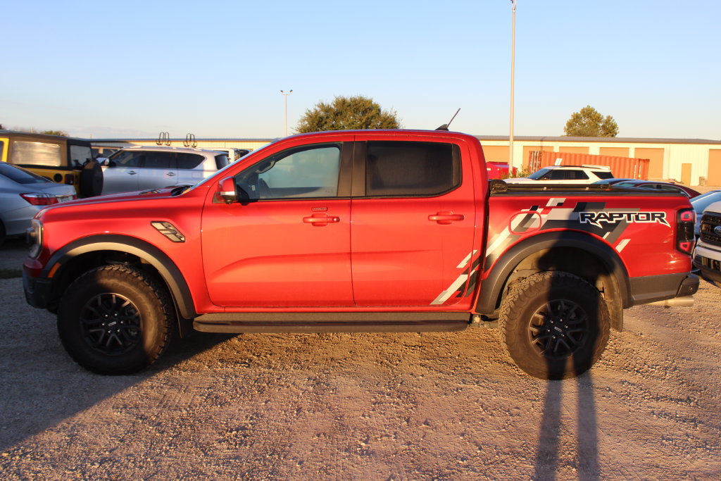 Used 2024 Ford Ranger Raptor AWD/4WD image 3