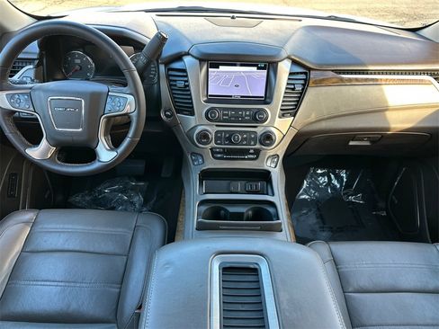 Used 2019 GMC Yukon XL Denali w/ Denali Ultimate Package image 24