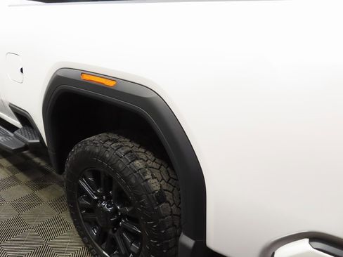 Used 2022 GMC Sierra 3500 Denali w/ Denali Ultimate Package image 41