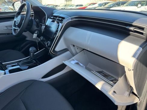 Certified 2024 Hyundai Tucson SE image 26