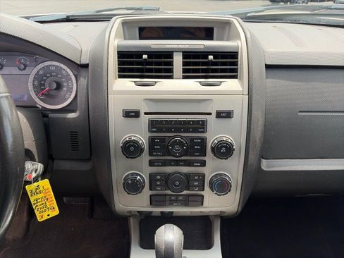 Used 2012 Ford Escape XLT FWD image 16