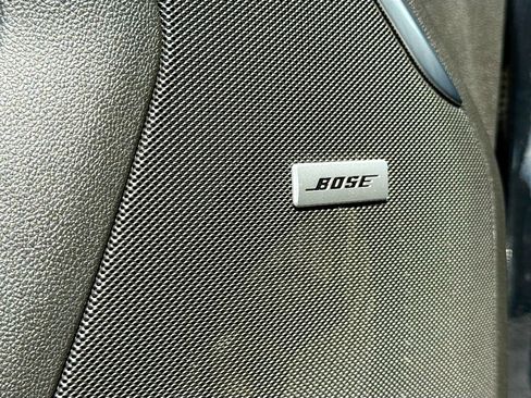 Used 2021 GMC Yukon Denali w/ Denali Premium Package image 19